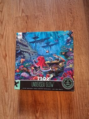 Ceaco Undersea Glow 750-Piece Jigsaw Puzzle - Blue/Multicolor